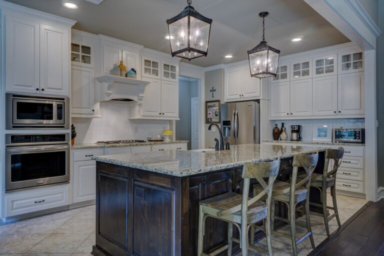shadowfirearts-kitchen-1940174_1920